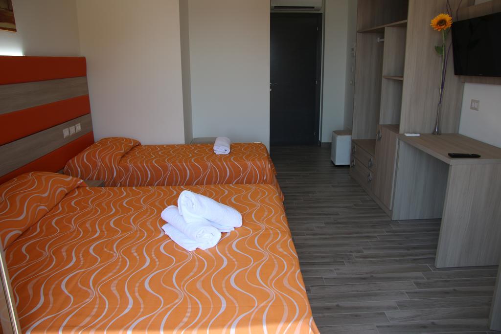 Chrismare Hotel มาซเซโอ ภายนอก รูปภาพ