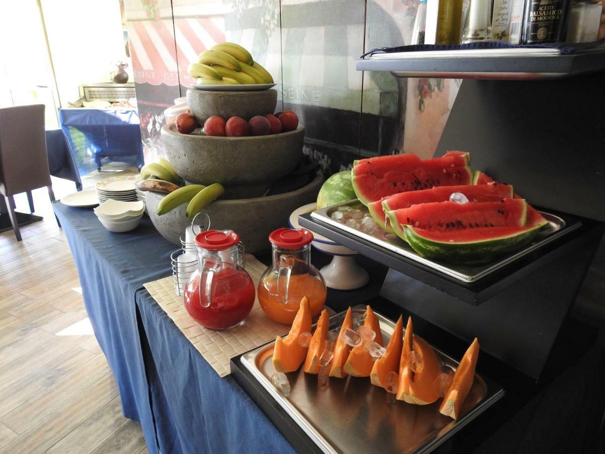 Chrismare Hotel มาซเซโอ ภายนอก รูปภาพ
